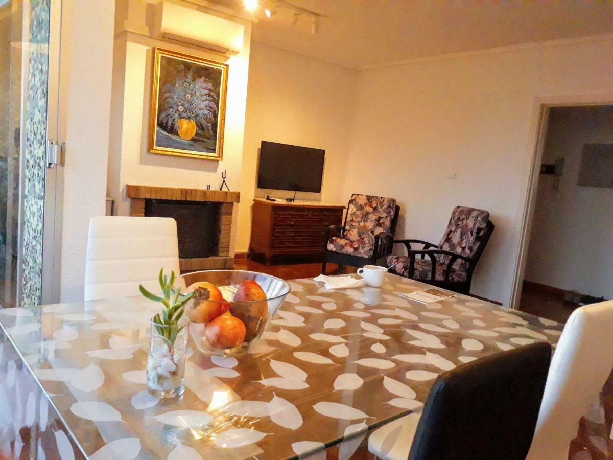 2 Bedroom'S Flat On The Beach, City Center, 1 Line 산타 폴라 외부 사진