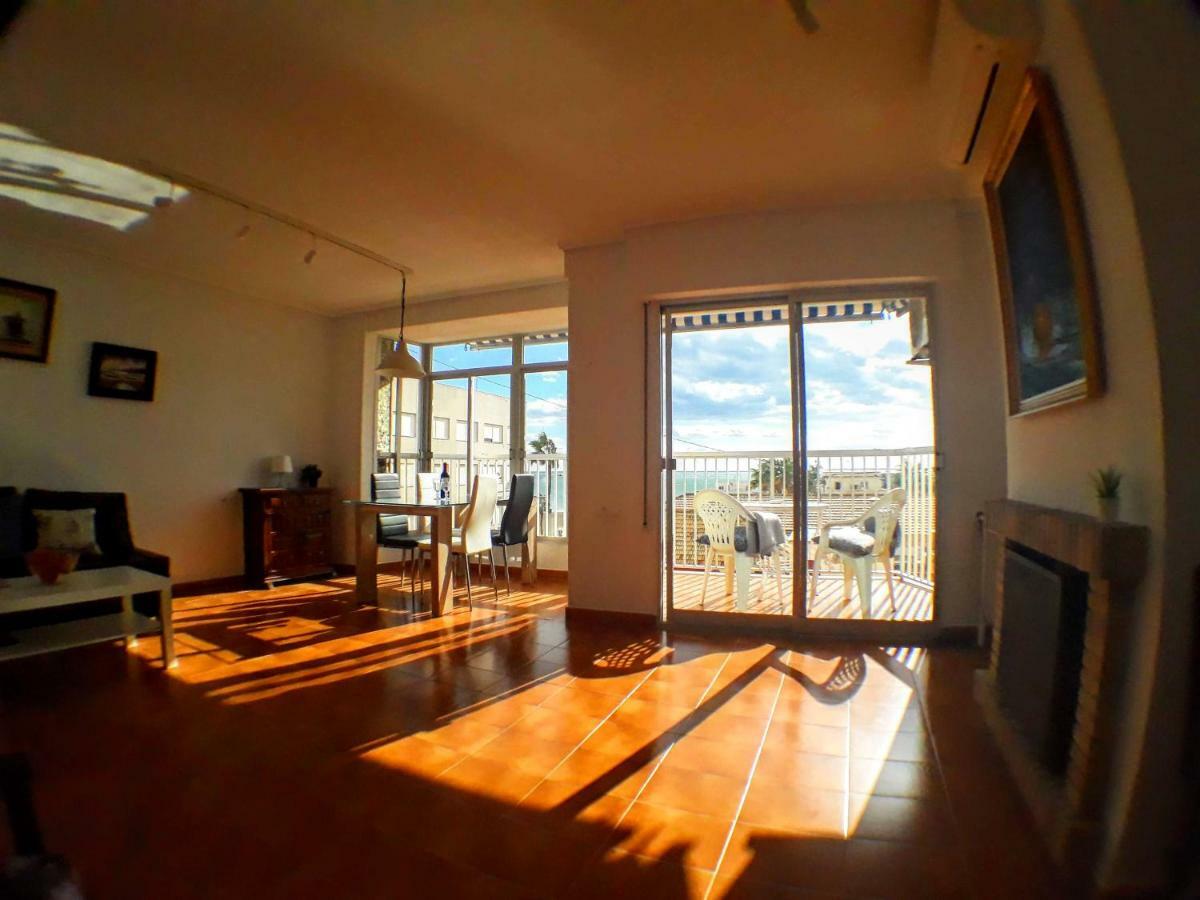 2 Bedroom'S Flat On The Beach, City Center, 1 Line 산타 폴라 외부 사진
