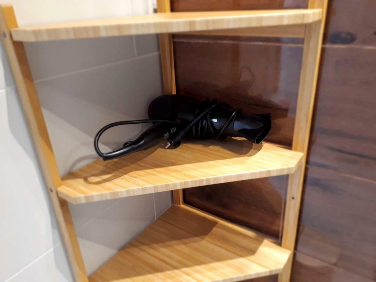 2 Bedroom'S Flat On The Beach, City Center, 1 Line 산타 폴라 외부 사진